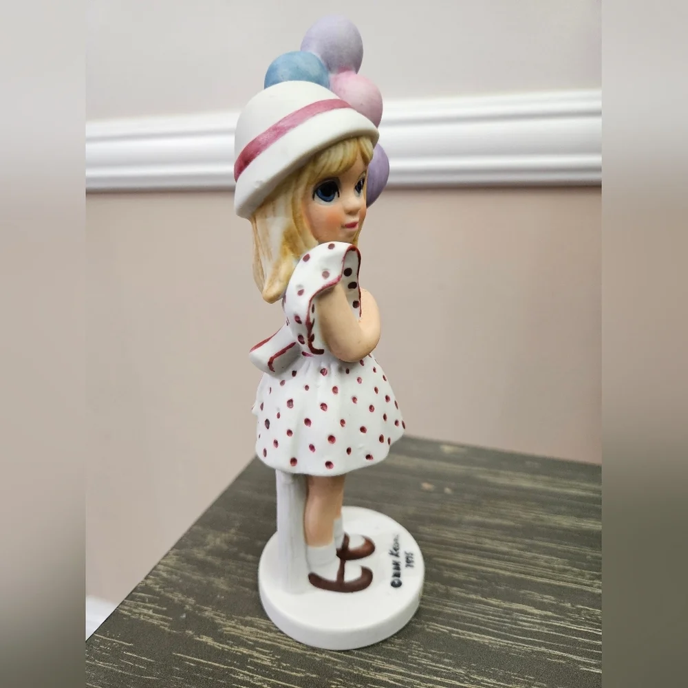 Vintage Margaret Keane Big Eyed Girl MDH 1976 Balloon Girl Figurine Japan - Picture 4 of 7